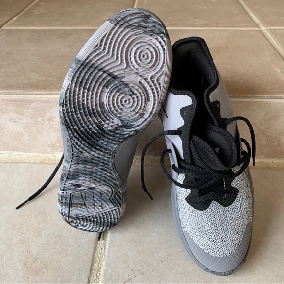 CLOSING SALE! 
🎉HP!!🎉 NWOT Nike Air | Versatile III - Picture 2 of 6